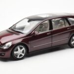 Mercedes R-Class W251 Rdeč Metallic Minichamps 1:18