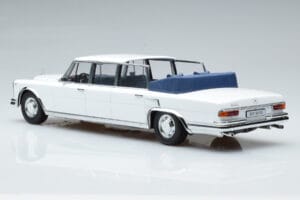 Mercedes 600 Pullman W100 Landaulet Bel KK-Scale 1:18 KKDC181184 Kovina – slika 5 od 6
