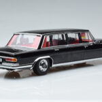 Mercedes 600 Pullman W100 W. Brandt G. Pompidou KK-Scale 1:18 - image 2 of 6