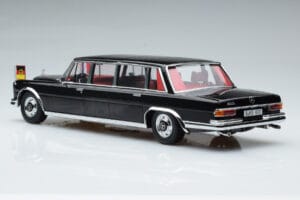 Mercedes 600 Pullman W100 W. Brandt G. Pompidou KK-Scale 1:18 KKDC181134 Kovina – slika 5 od 6
