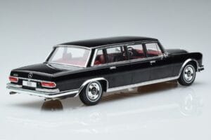 Mercedes 600 LWB Pullman W100 Črn MCG 1:18 MCG18187 Kovina – slika 2 od 6