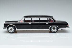 Mercedes 600 LWB Pullman W100 Črn MCG 1:18 MCG18187 Kovina – slika 3 od 6