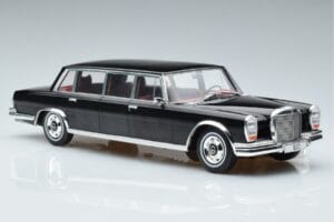 Mercedes 600 LWB Pullman W100 Črn MCG 1:18 MCG18187 Kovina – slika 4 od 6