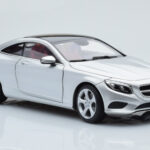 Mercedes S-Class W222 Iridium Srebrn Norev 1:18 - image 6 of 8