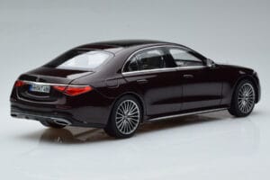 Mercedes S-Class W223 AMG Line Rdeč Norev 1:18 183804 Kovina – slika 3 od 8