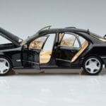Mercedes S-Class W220 S55 AMG Omejena Izdaja Norev 1:18 183812 Kovina - image 3 of 7