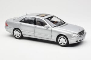 Mercedes S600 W220 Srebrna Metallic Norev 1:18 183810 Kovina – slika 6 od 8