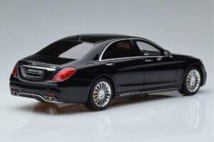 Mercedes AMG S65 W222 Črn GT Spirit 1:18 GT228 Smola – slika 2 od 6