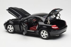 Mercedes SLK R171 Obsidian Črn Metallic Minichamps 1:18 B66962319 Kovina – slika 6 od 9