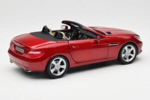 Mercedes SLK R172 Designo Zircon Rdeč Minichamps 1:18 B66960513 Kovina – slika 3 od 8