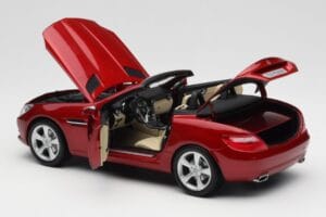 Mercedes SLK R172 Designo Zircon Rdeč Minichamps 1:18 B66960513 Kovina – slika 5 od 8
