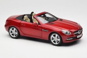 Mercedes SLK R172 Designo Zircon Rdeč Minichamps 1:18 B66960513 Kovina – slika 6 od 8