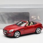Mercedes SLK R172 Designo Zircon Rdeč Minichamps 1:18 - image 8 of 8