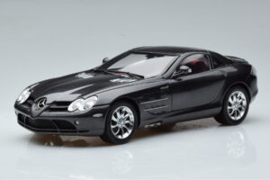 Mercedes SLR McLaren Črn CMC 1:18