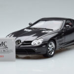 Mercedes SLR McLaren Črn CMC 1:18 - image 8 of 10