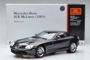 Mercedes SLR McLaren Črn CMC 1:18 M-045F Kovina – slika 10 od 10
