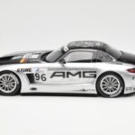 Mercedes SLS AMG GT3 #96 M. Hakkinen AMG Customer Sports 6 Hours of Zhuhai ILMC 2011 Minichamps 1:18 - image 3 of 6