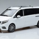 Mercedes V-Class W447 V260L Bel Mercedes 1:18 QALCN89911149 Kovina