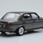 Mercedes W123 AMG 280 Siv Otto 1:18 - image 2 of 6