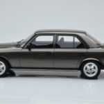Mercedes W123 AMG 280 Siv Otto 1:18 - image 3 of 6