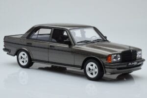 Mercedes W123 AMG 280 Siv Otto 1:18 OT750 Smola – slika 4 od 6