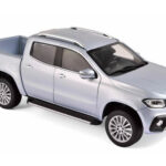 Mercedes X-Class Srebrna Norev 1:18