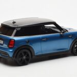 Mini Cooper S F56 Island Moder Otto 1:18 - image 2 of 6