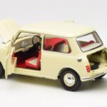 Morris Mini Minor Bel Kyosho 1:18 - image 5 of 8