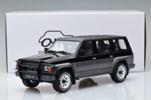 Nissan Patrol GR Y60 Siv Otto 1:18 OT993 Smola – slika 6 od 6