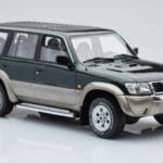 Nissan Patrol GR Y61 Zelen Otto 1:18 - image 3 of 5