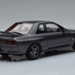 Nissan Skyline GT-R BNR32 Nismo Siv Otto 1:18 - image 2 of 6