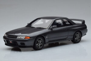 Nissan Skyline GT-R BNR32 Nismo Siv Otto 1:18