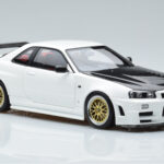 Nissan Skyline GT-R R34 Nismo Z-Tune Bel MotorHelix 1:18 - image 6 of 11