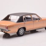 Opel Diplomat B Bež Metalik MCG 1:18 - image 2 of 6