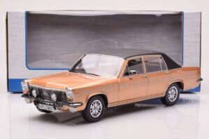 Opel Diplomat B Bež Metalik MCG 1:18 MCG18335 Kovina – slika 6 od 6