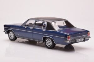 Opel Diplomat B Temno Modra Metalik MCG 1:18 MCG18336 Kovina – slika 5 od 6