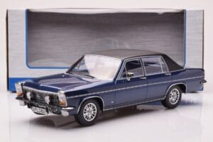 Opel Diplomat B Temno Modra Metalik MCG 1:18 MCG18336 Kovina – slika 6 od 6
