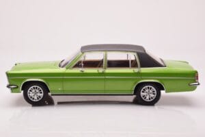 Opel Diplomat B Zelena Metalik MCG 1:18 MCG18337 Kovina – slika 3 od 6
