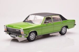 Opel Diplomat B Zelena Metalik MCG 1:18