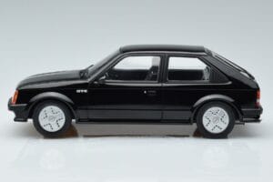 Opel Kadett D GTE Črn MCG 1:18 MCG18270 Kovina – slika 3 od 6