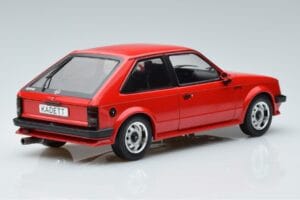 Opel Kadett D GTE Rdeč MCG 1:18 MCG18269 Kovina – slika 2 od 6