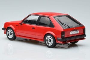 Opel Kadett D GTE Rdeč MCG 1:18 MCG18269 Kovina – slika 5 od 6