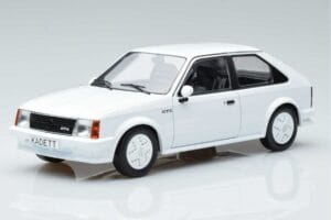 Opel Kadett D GTE Bel MCG 1:18 MCG18268 Kovina