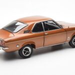 Opel Manta A Bronasta Metallic Norev 1:18 - image 3 of 8