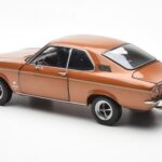 Opel Manta A Bronasta Metallic Norev 1:18 - image 7 of 8
