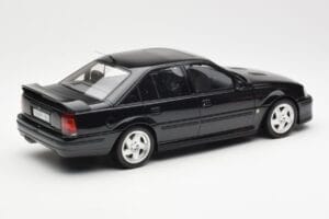 Opel Omega A Lotus Imperial Dark Zelen Metalik Otto 1:18 OT153 Smola – slika 2 od 6