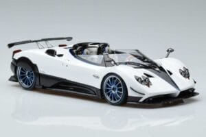 Pagani Zonda HP Barchetta Carbon Fiber Bela LCD 1:18 LCD18009-WH Kovina – slika 6 od 9