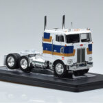 Peterbilt 352 H Bel IXO 1:43 TR078 - image 4 of 6