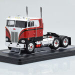 Peterbilt 352 Pacemaker Rdeč Bel IXO 1:43
