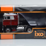 Peterbilt 352 Pacemaker Rdeč Bel IXO 1:43 - image 4 of 4